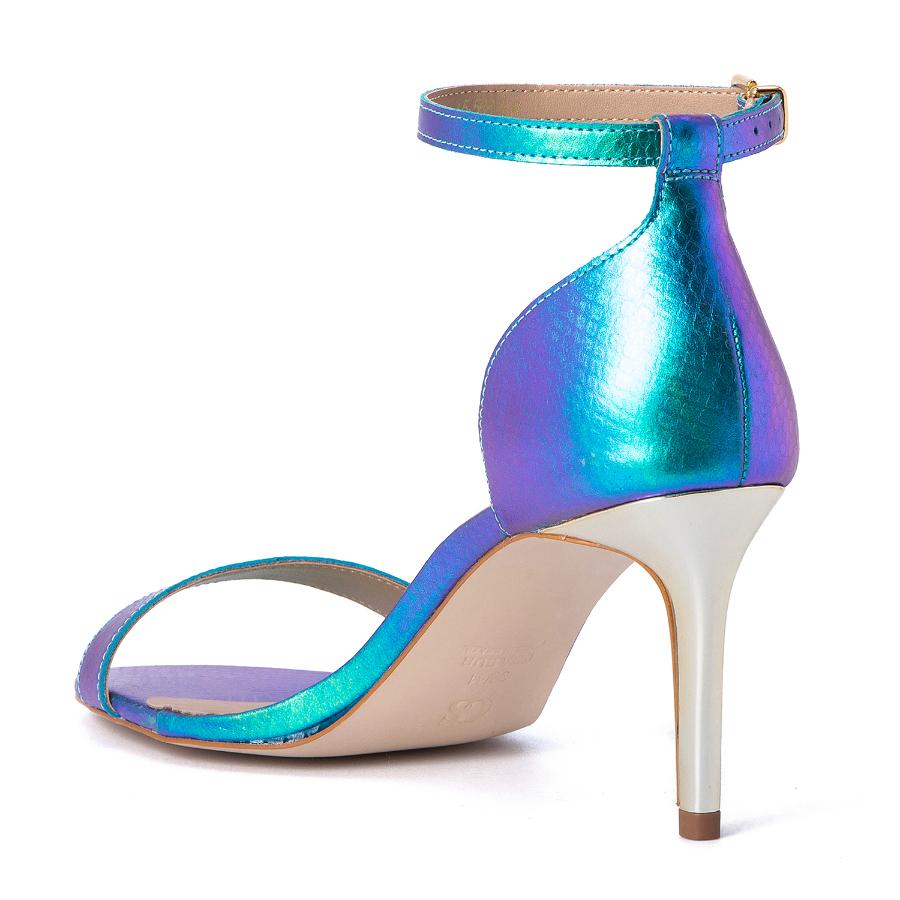 SANDALIA CON METAL PERSONALIZADO