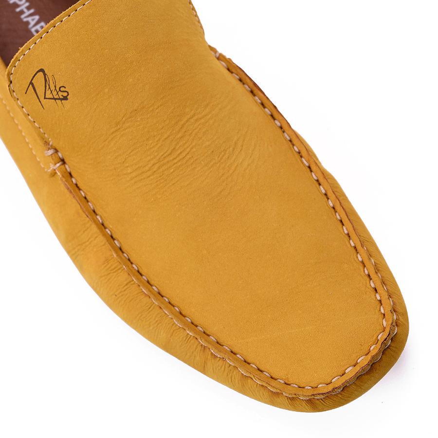 MOCASÍN CON COSTURAS