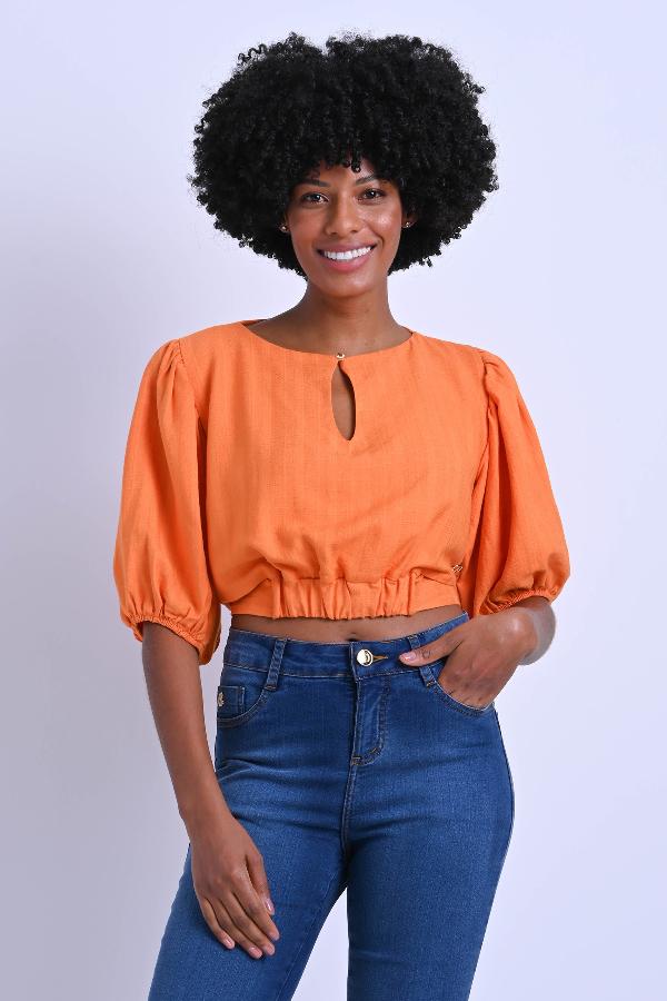 BLUSA CROPPED CON CINTA LAZO