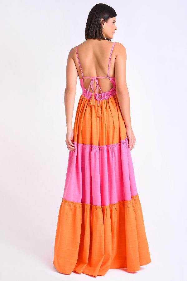 VESTIDO LONGO CON BARRA EN VOLANTES