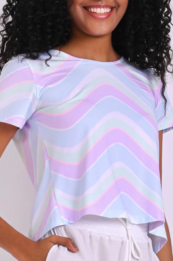 T-SHIRT BASICA CON APERTURAS ESPALDA