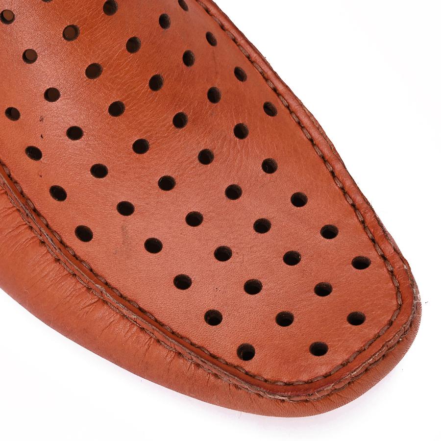 MOCASÍN FURADINHO