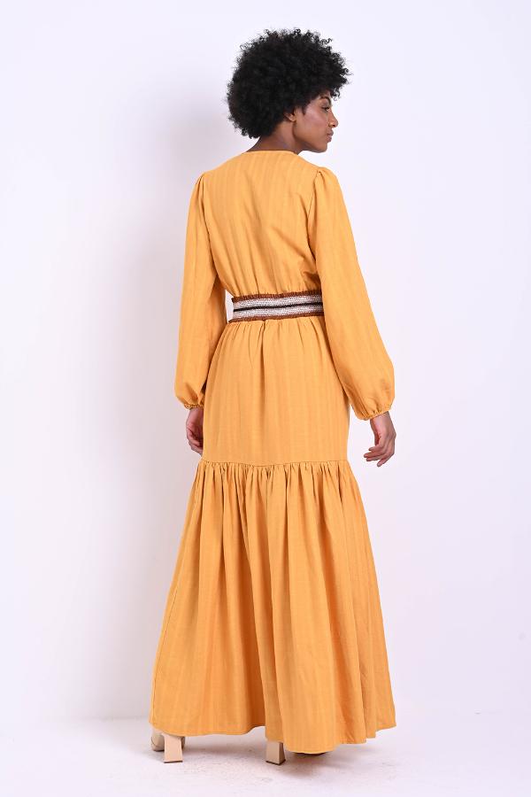 VESTIDO LARGO CON DETALLE CINTURA