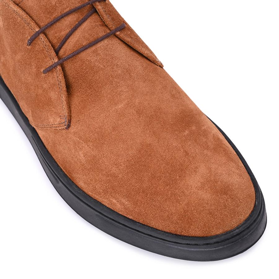 BOTA CON CORDONES