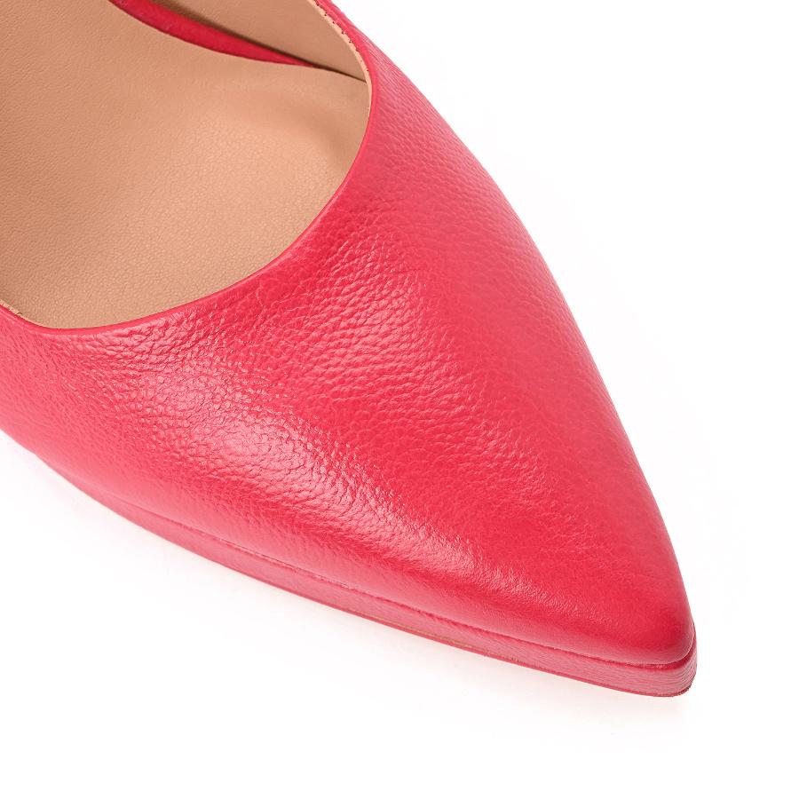 STILETTO