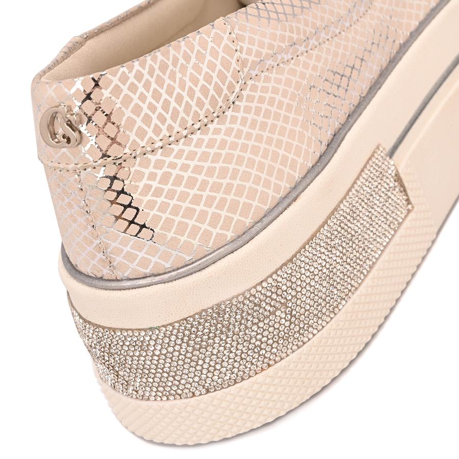 TENIS