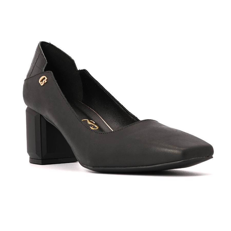 STILETTO