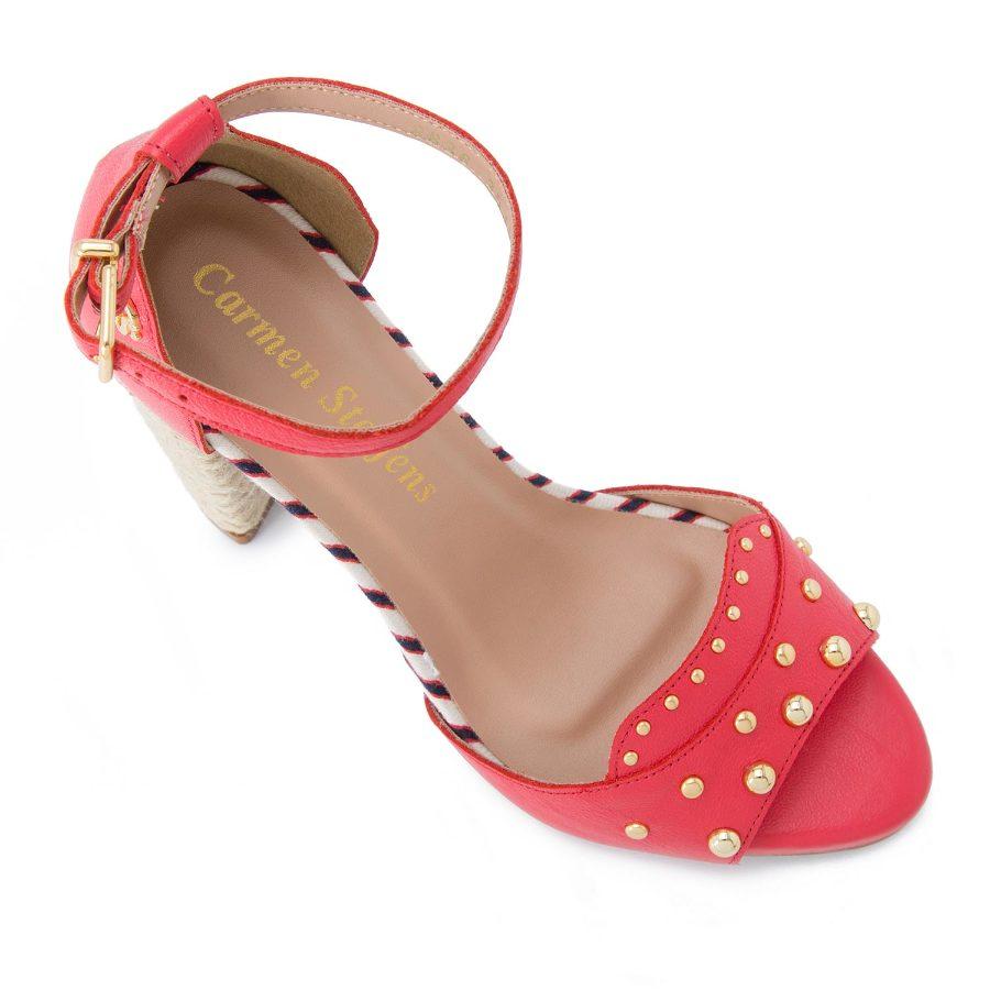 SANDALIA CON METALES