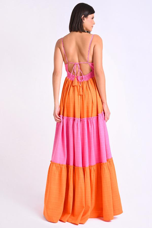 VESTIDO LONGO CON BARRA EN VOLANTES