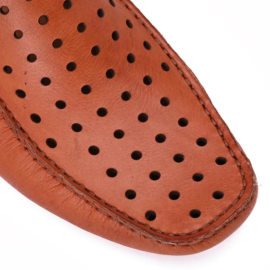 MOCASÍN FURADINHO