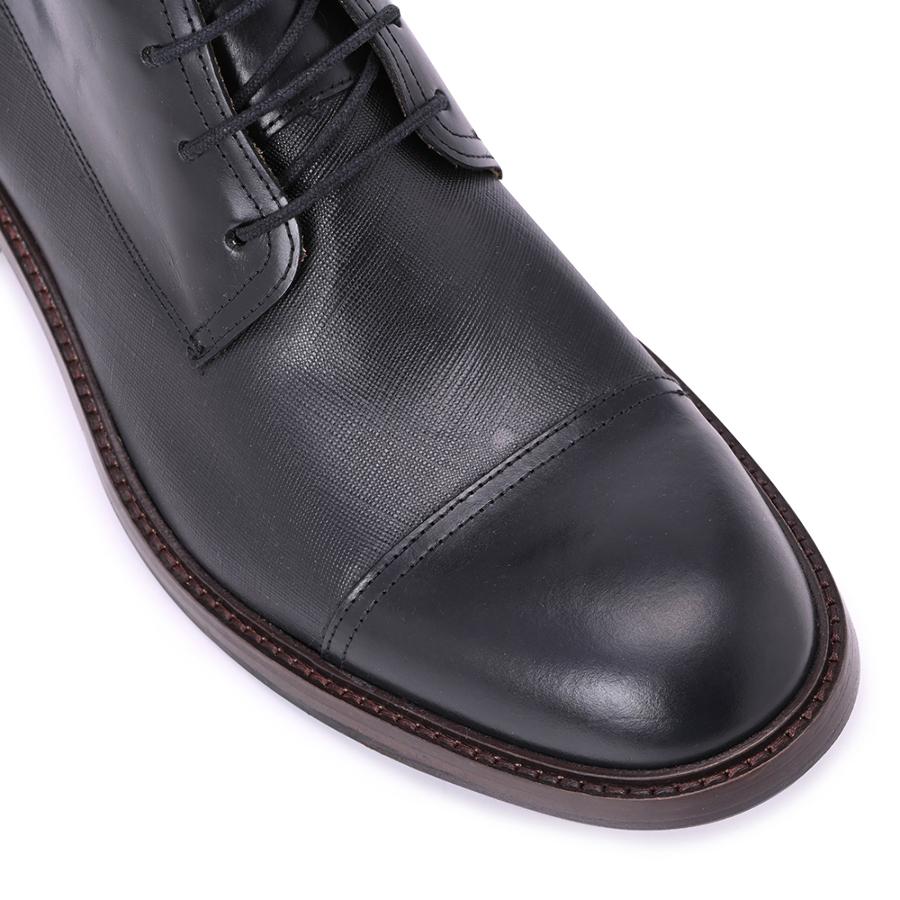 BOTA CON CORDONES