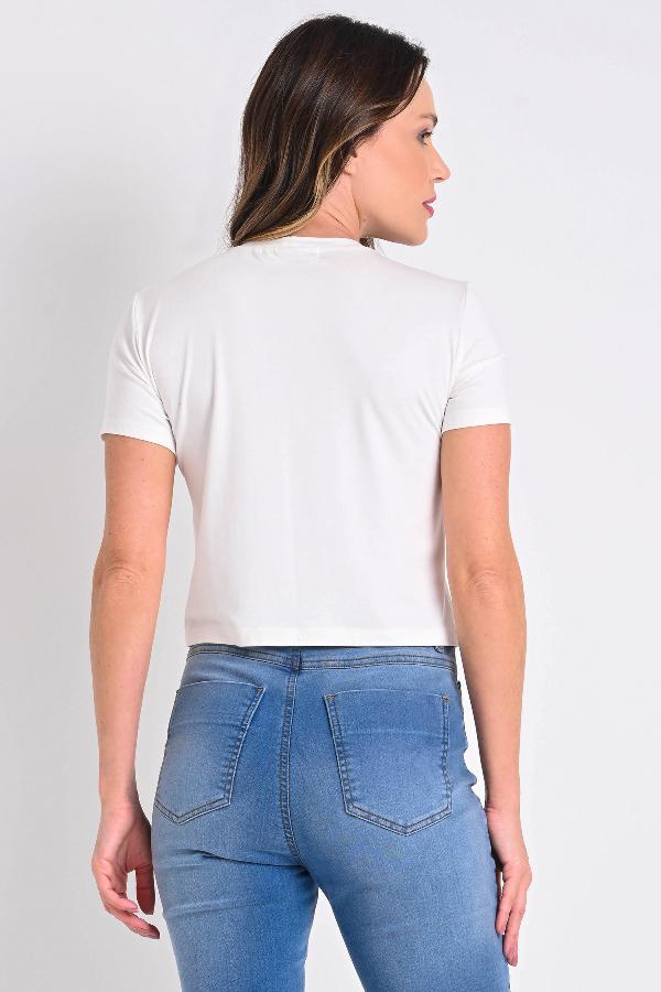 T-SHIRT CROPPED CON CADENAS