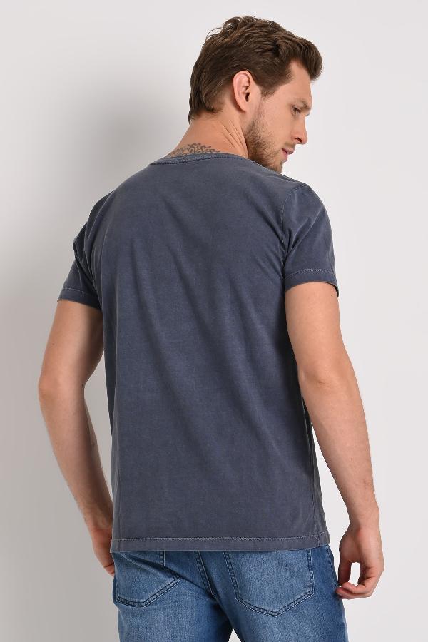 CAMISETA MASCULINA FRONTAL FLORES