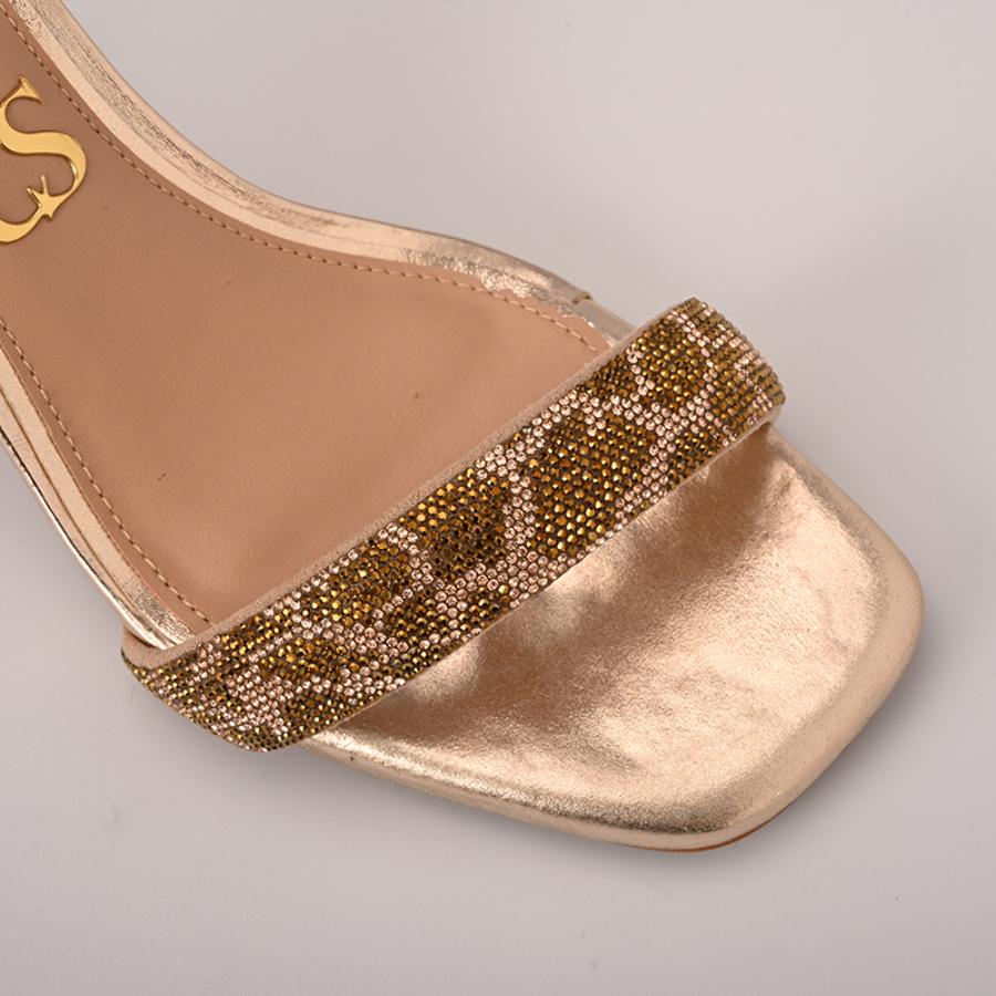 SANDALIA