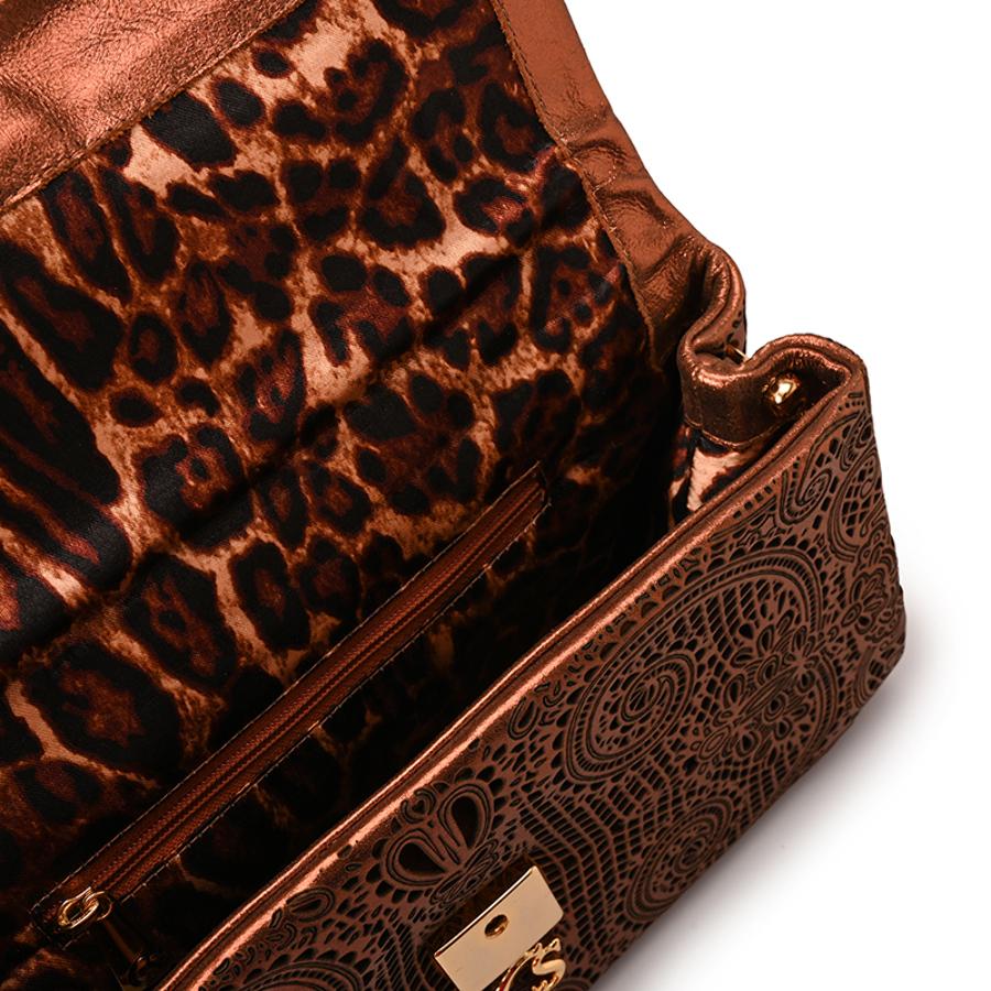 CARTERA DE MANO