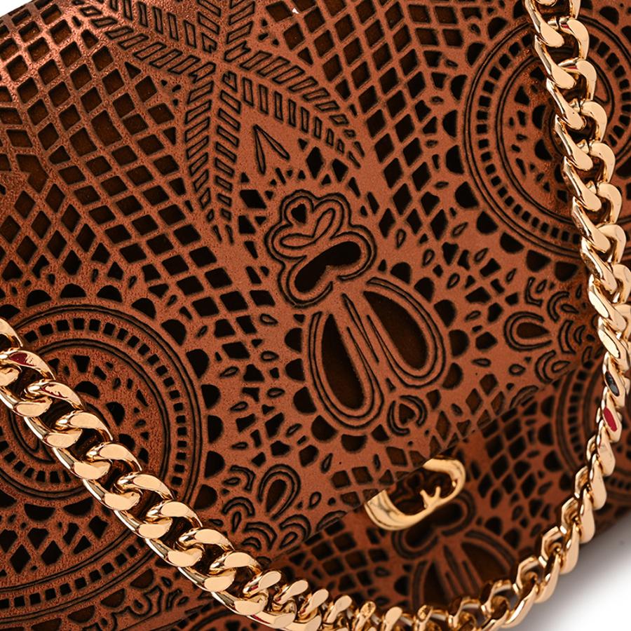 CARTERA DE MANO
